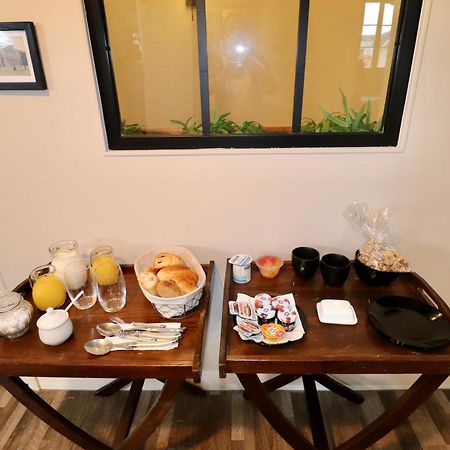 Duplex Au 2Eme Et De Notre Maison -Acces Au Jardin-Smart Tv-Streaming-Wifi Ле-Ман Экстерьер фото