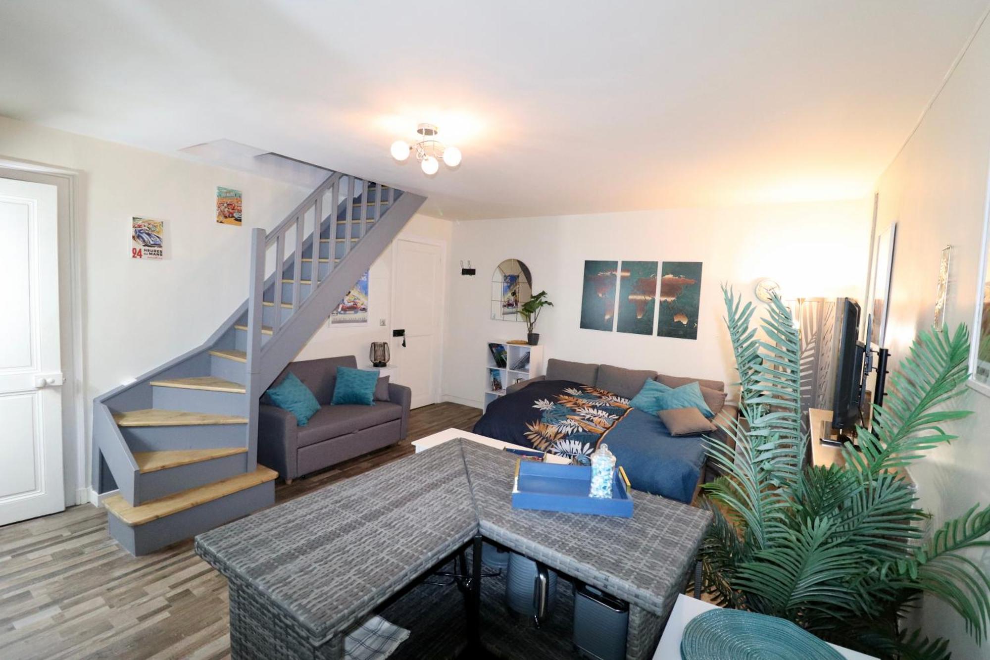 Duplex Au 2Eme Et De Notre Maison -Acces Au Jardin-Smart Tv-Streaming-Wifi Ле-Ман Экстерьер фото