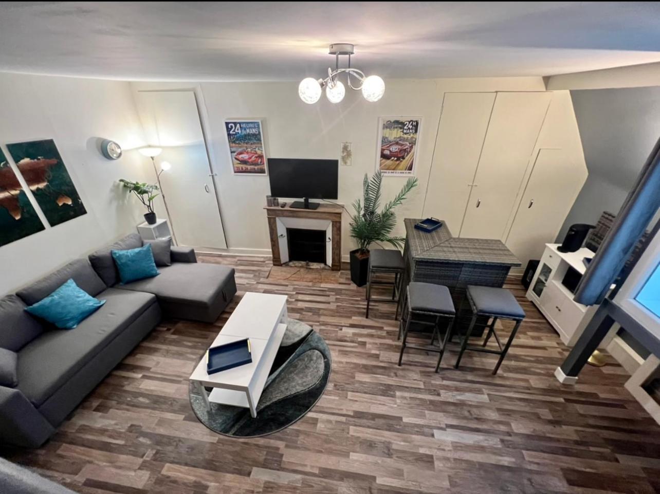 Duplex Au 2Eme Et De Notre Maison -Acces Au Jardin-Smart Tv-Streaming-Wifi Ле-Ман Экстерьер фото