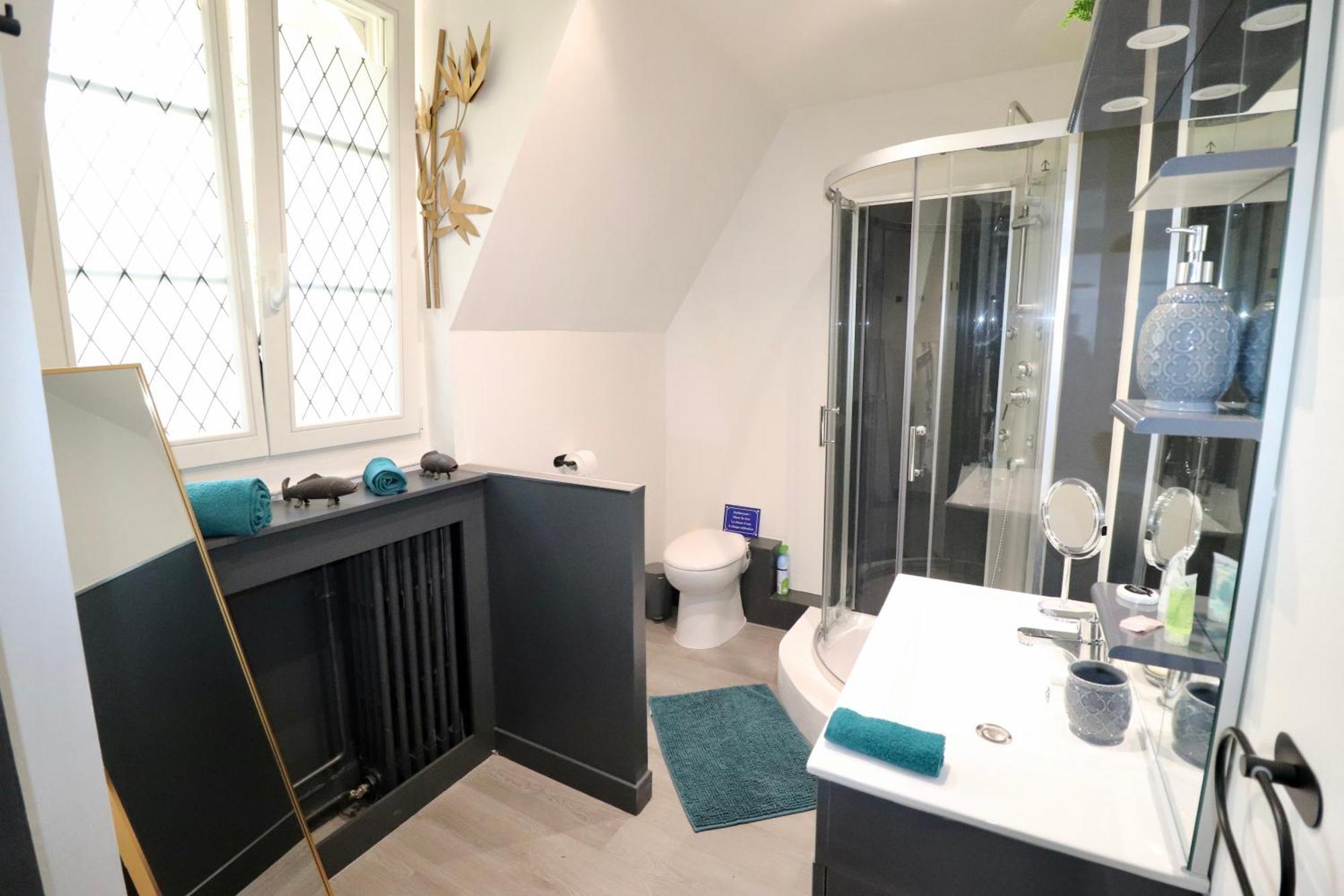 Duplex Au 2Eme Et De Notre Maison -Acces Au Jardin-Smart Tv-Streaming-Wifi Ле-Ман Экстерьер фото