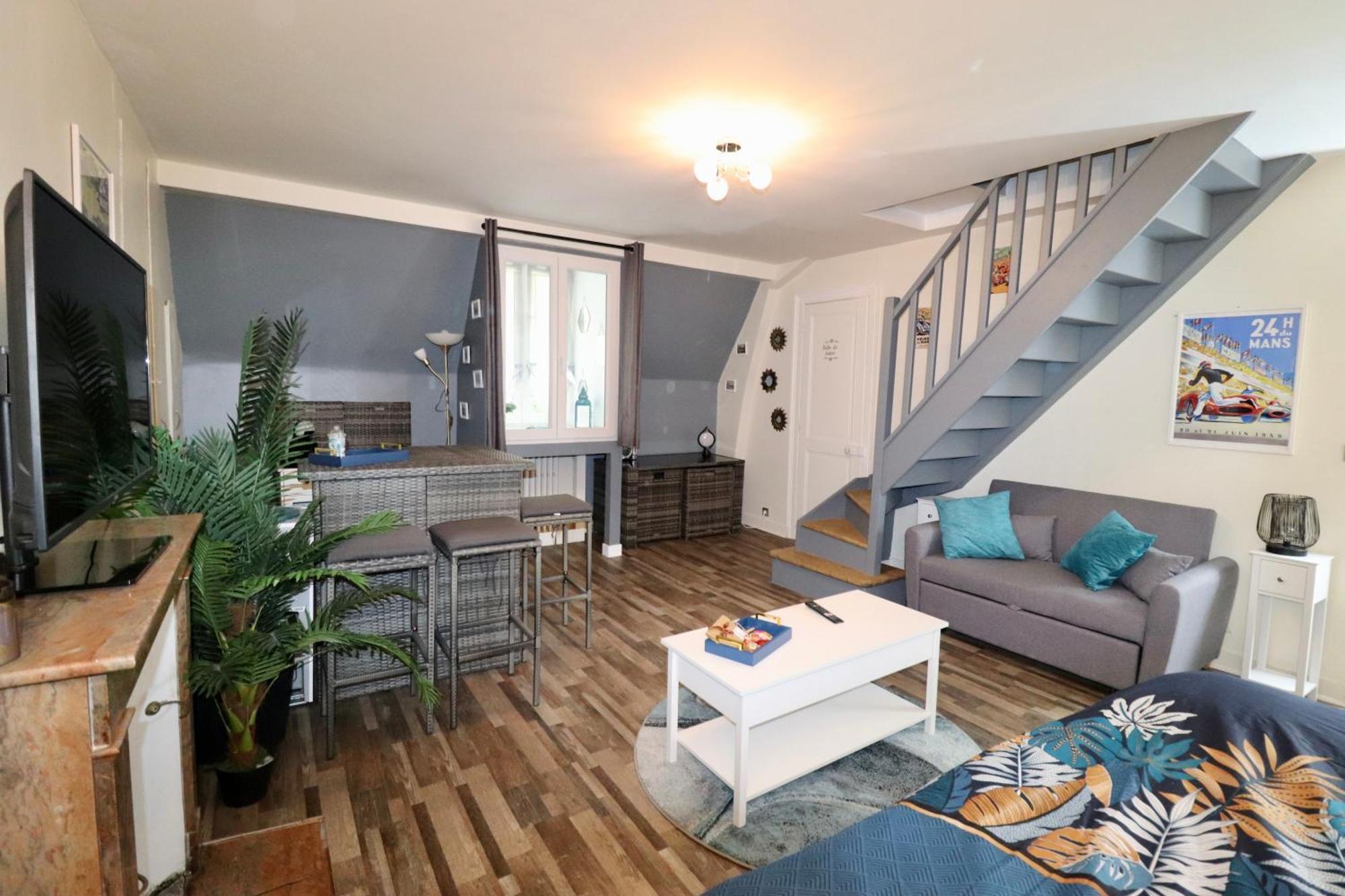 Duplex Au 2Eme Et De Notre Maison -Acces Au Jardin-Smart Tv-Streaming-Wifi Ле-Ман Экстерьер фото